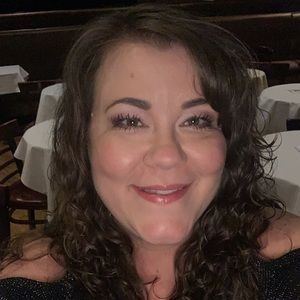 Meet your Posher, Ashlie